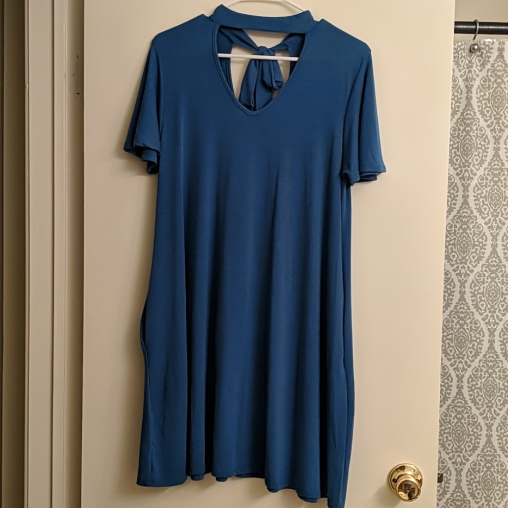 Choker neck dress
